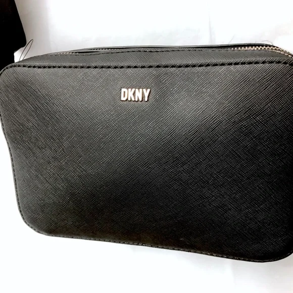 DKNY CROSSBODY BAG NWT $178.00 - Picture 2 of 6